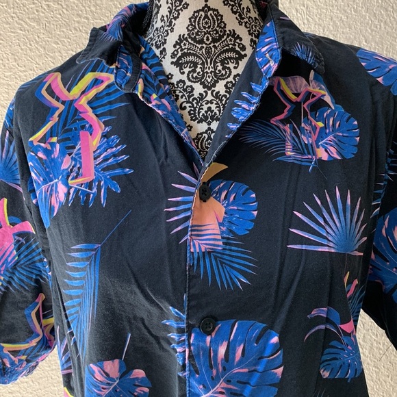 ✌️NWT Dutch Bros size x-small , unisex button up shirt Hawaiian shirt - Picture 5 of 7